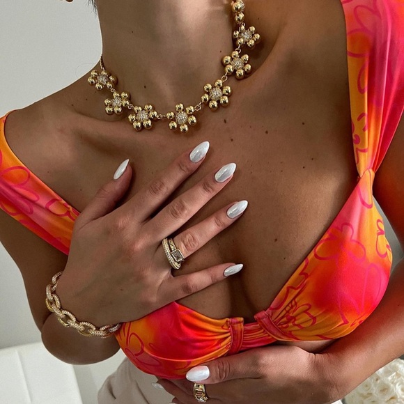 Wide Strap Cross Back Bikini Bra - Picture 2 of 5